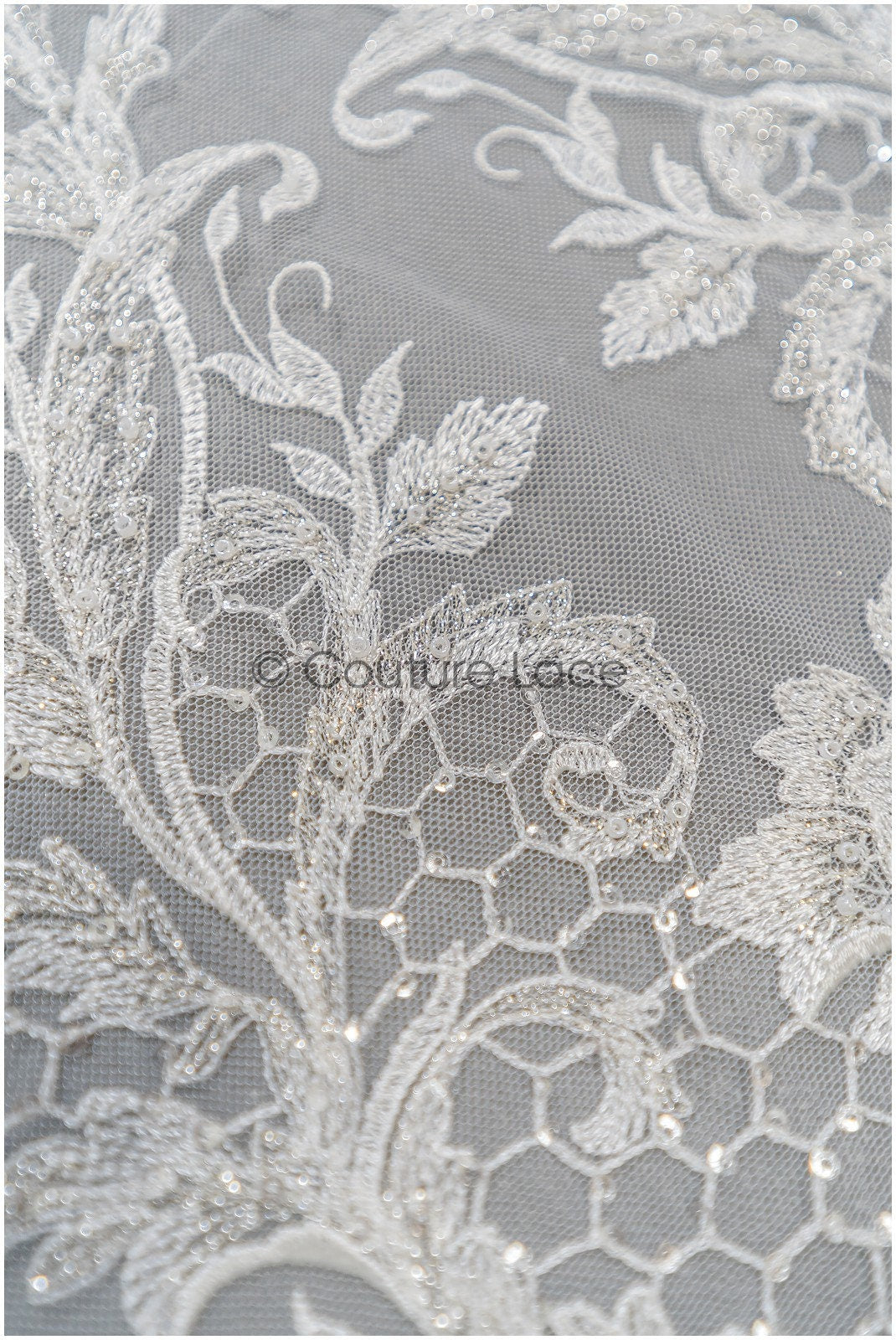 Perlen Applikation für Brautkleid, Blumenspitze Aufnäher, bestickte Spitzenapplikation, Brautapplikation// A21-196