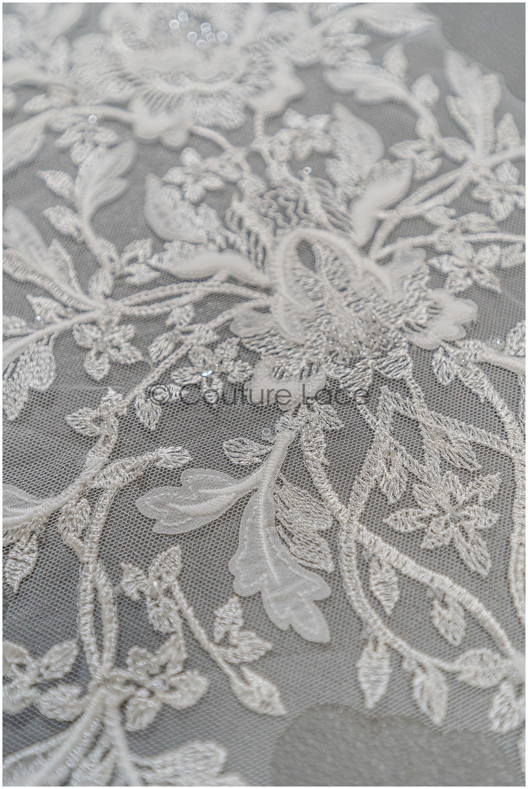 Perlen Applikation für Brautkleid, Blumenspitze Aufnäher, bestickte Spitzenapplikation, Brautapplikation// A21-197
