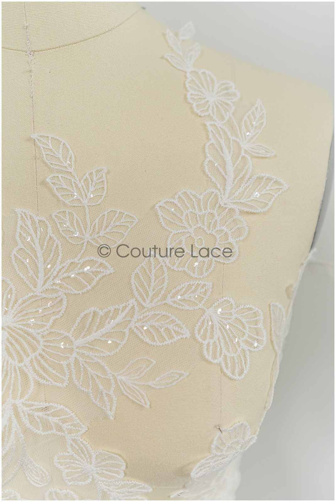 Perlen Applikationen für Brautkleid, Blumenspitzen Aufnäher, bestickte Spitzenapplikationen, kordelierte Spitzenapplikationen off-white// A21-213