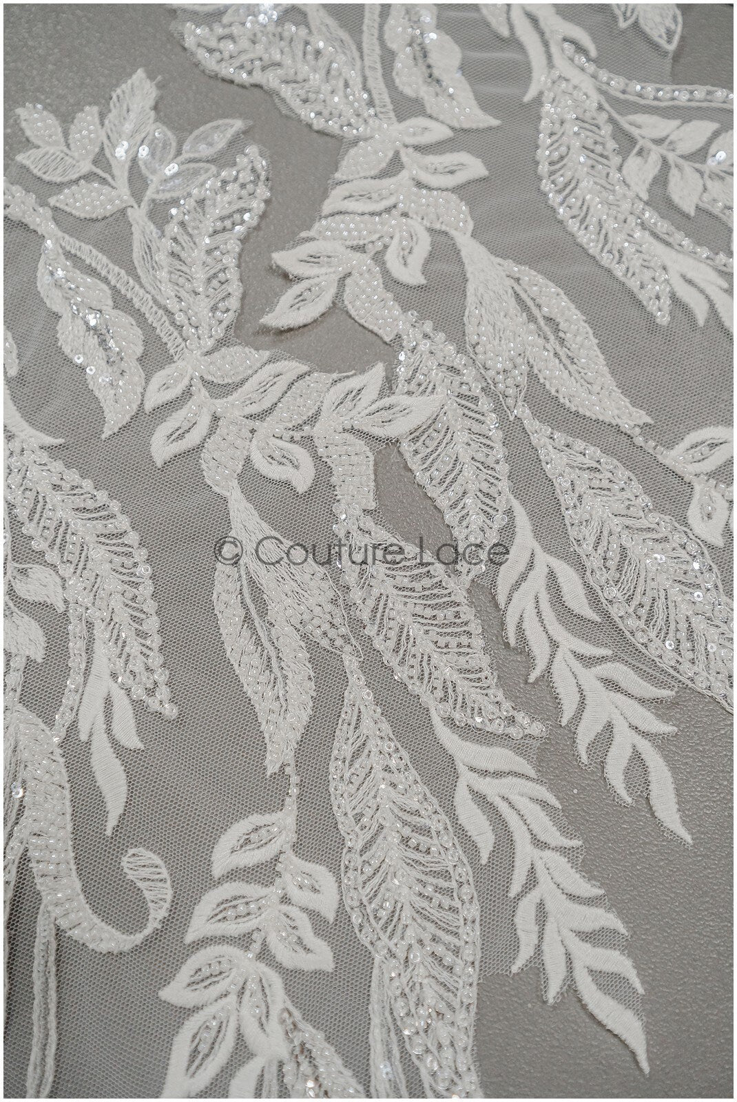 Perlen Applikationen für Brautkleid, Blumenspitzen Aufnäher, bestickte Spitzenapplikationen, kordelierte Spitzenapplikationen off-white// A21-215