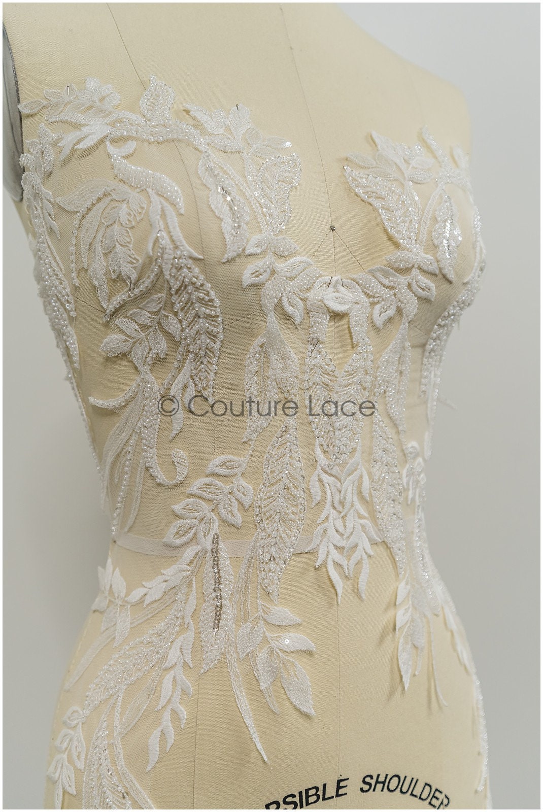 Perlen Applikationen für Brautkleid, Blumenspitzen Aufnäher, bestickte Spitzenapplikationen, kordelierte Spitzenapplikationen off-white// A21-215
