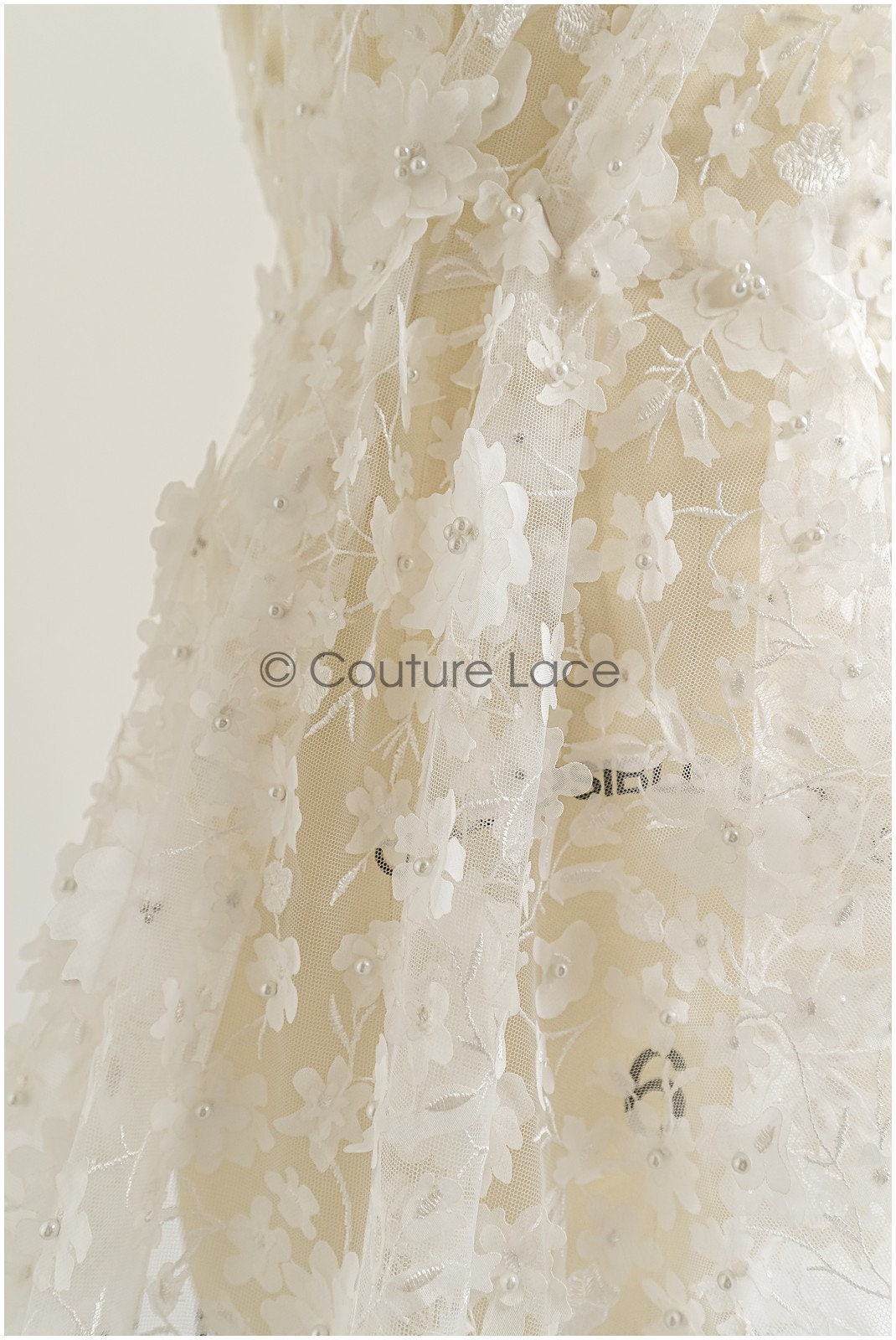 3D Blumen Brautspitzenstoff Off-White/ Braut Spitze Stoff mit Perlen/ Braut Spitzenstoff// L22-039