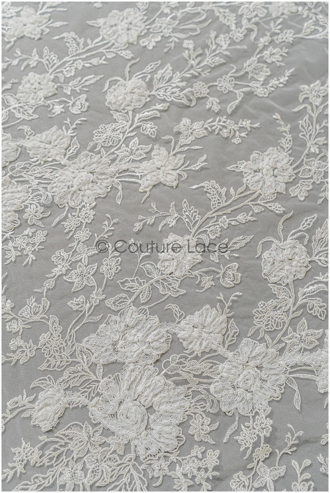 3D Blumen Spitzenstoff Off-White/ Braut Spitzenstoff/ romantische Spitze mit 3D Blumen/ Hochzeit Spitzenstoff// L22-219B