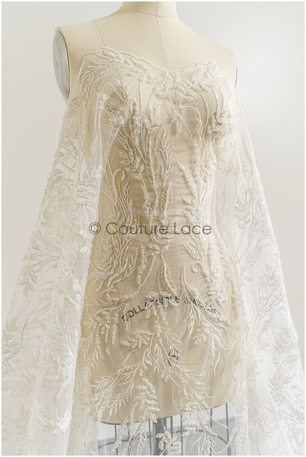 Perlen Spitzenstoff Off-White/ Brautspitze mit Perlen/ Hochzeitskleid Spitze/ Brautspitze// L22-280B