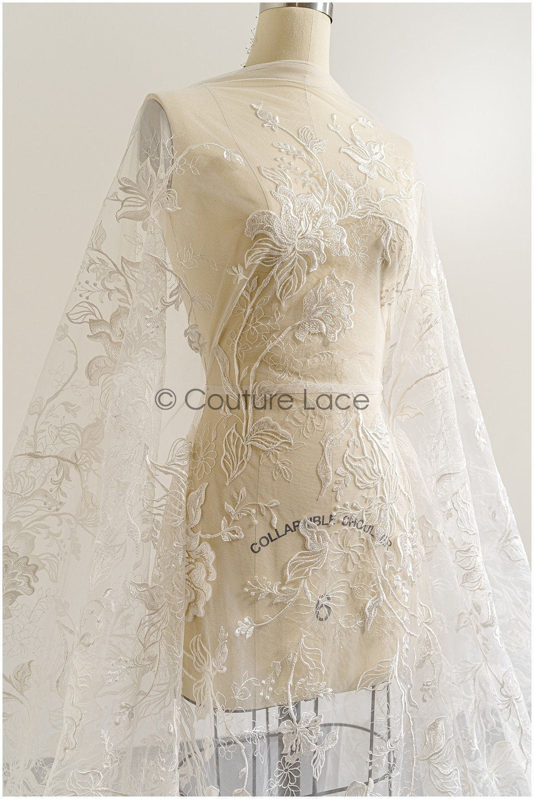 Romantischer floraler Spitzenstoff Off-White/ bestickter Braut Spitzenstoff/ florale Spitze/ Hochzeit Spitzenstoff// L22-286B