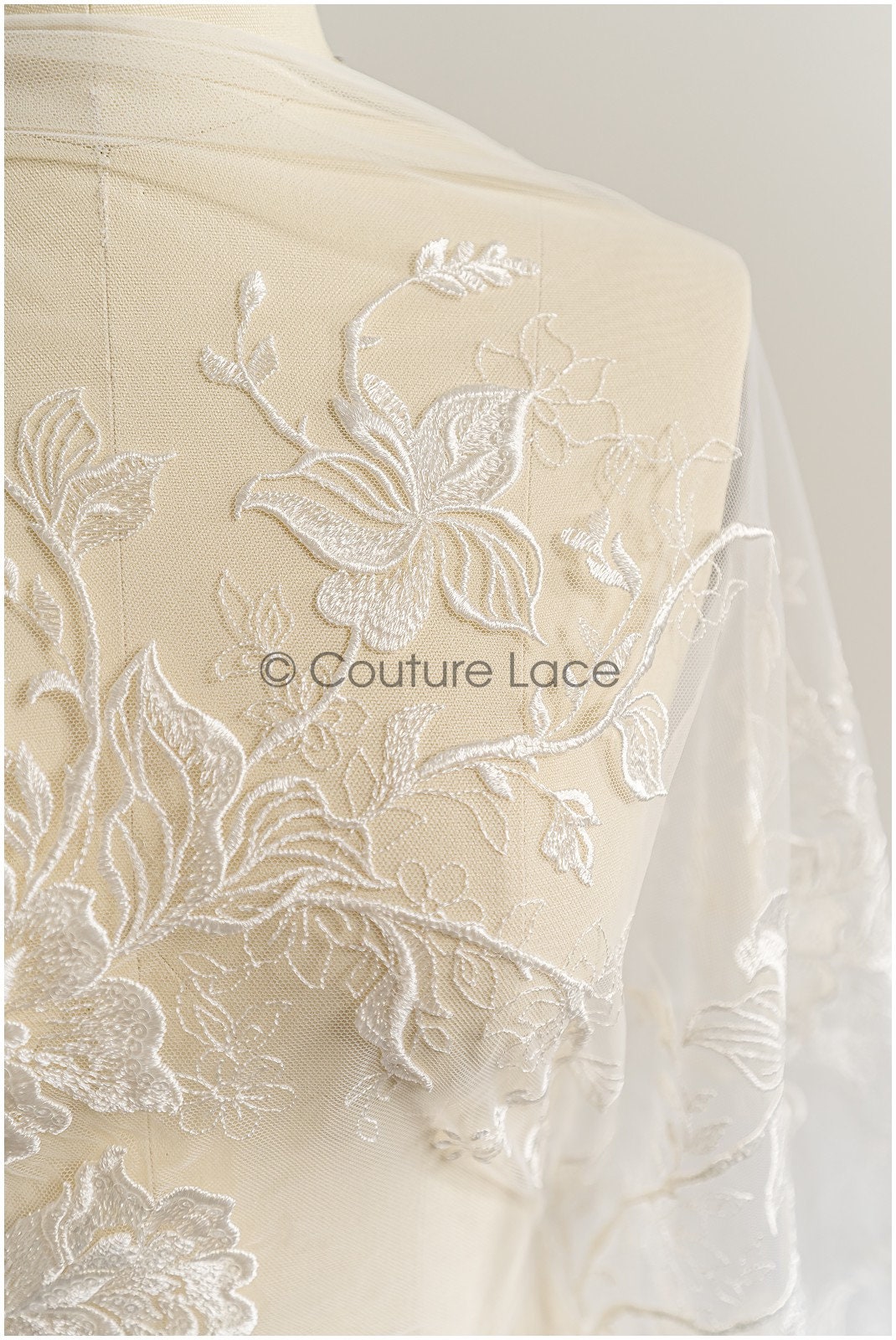 Romantischer floraler Spitzenstoff Off-White/ bestickter Braut Spitzenstoff/ florale Spitze/ Hochzeit Spitzenstoff// L22-286B