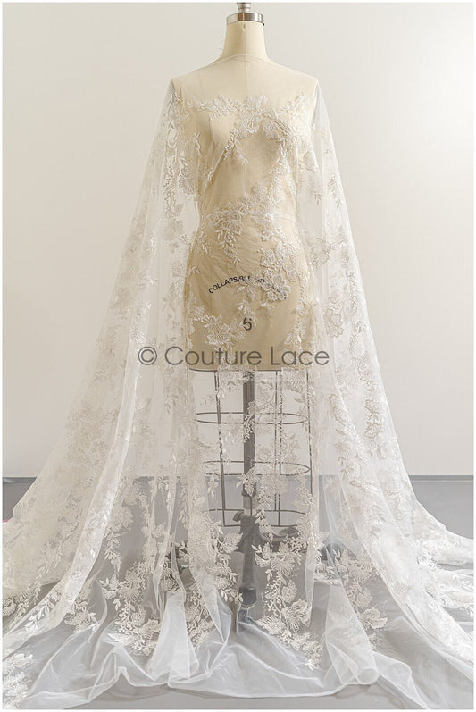 Romántica tela floral de encaje en color blanco roto / tela de encaje nupcial bordada de alta calidad / encaje para novia // L22-295B