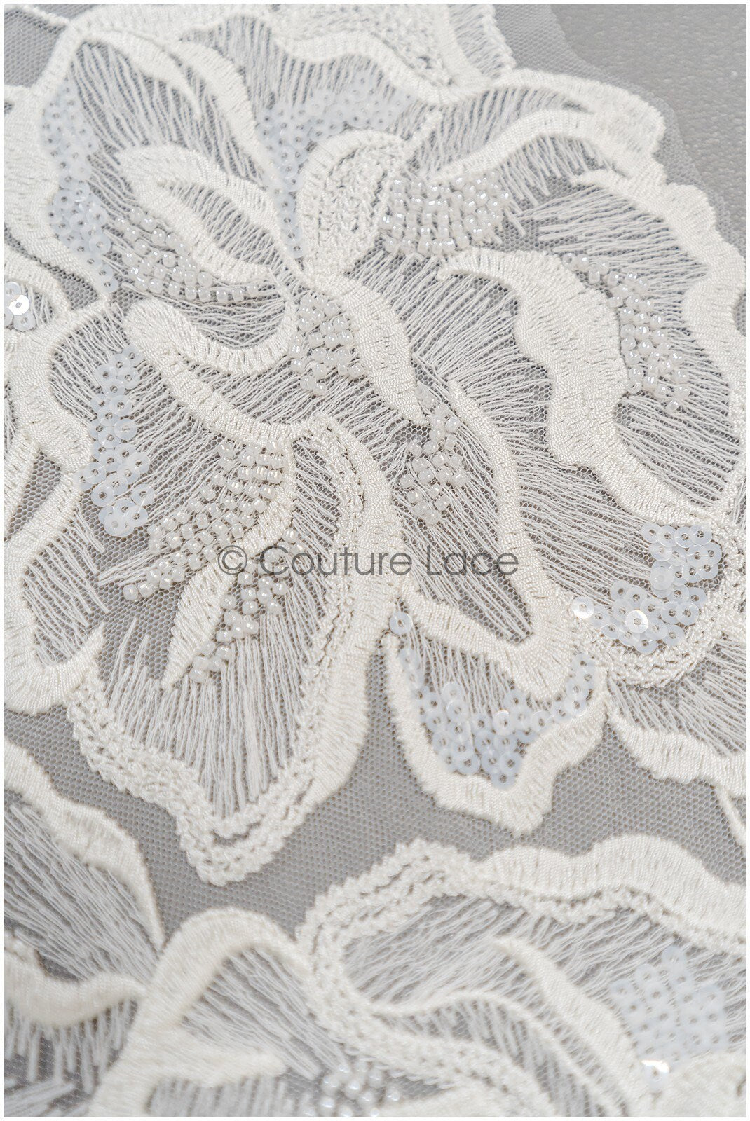 Perlen Applikation für Brautkleid, Blumenspitze Aufnäher, bestickte Spitzenapplikation, Brautapplikation// A21-224