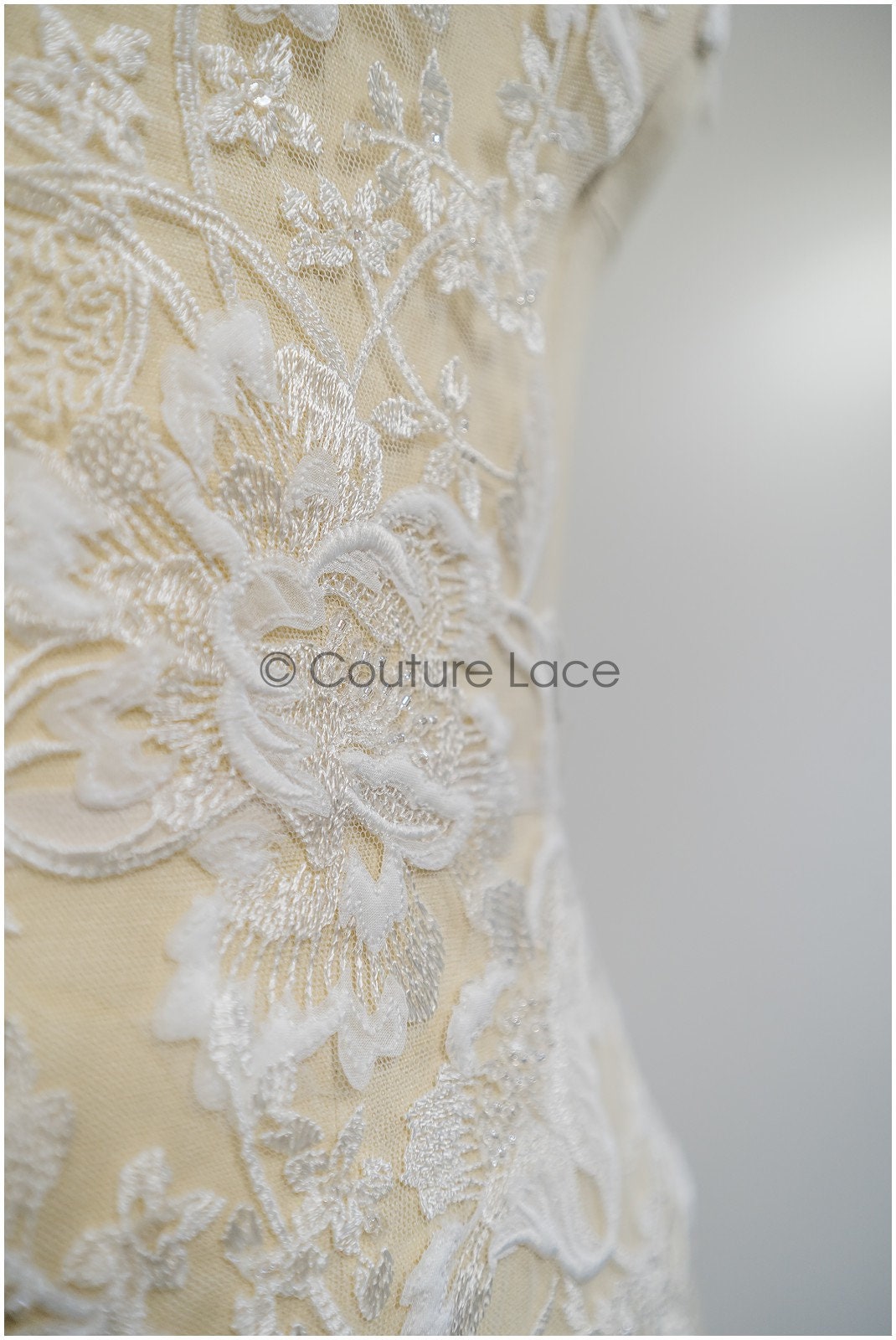 Perlen Applikation für Brautkleid, Blumenspitze Aufnäher, bestickte Spitzenapplikation, Brautapplikation// A21-222