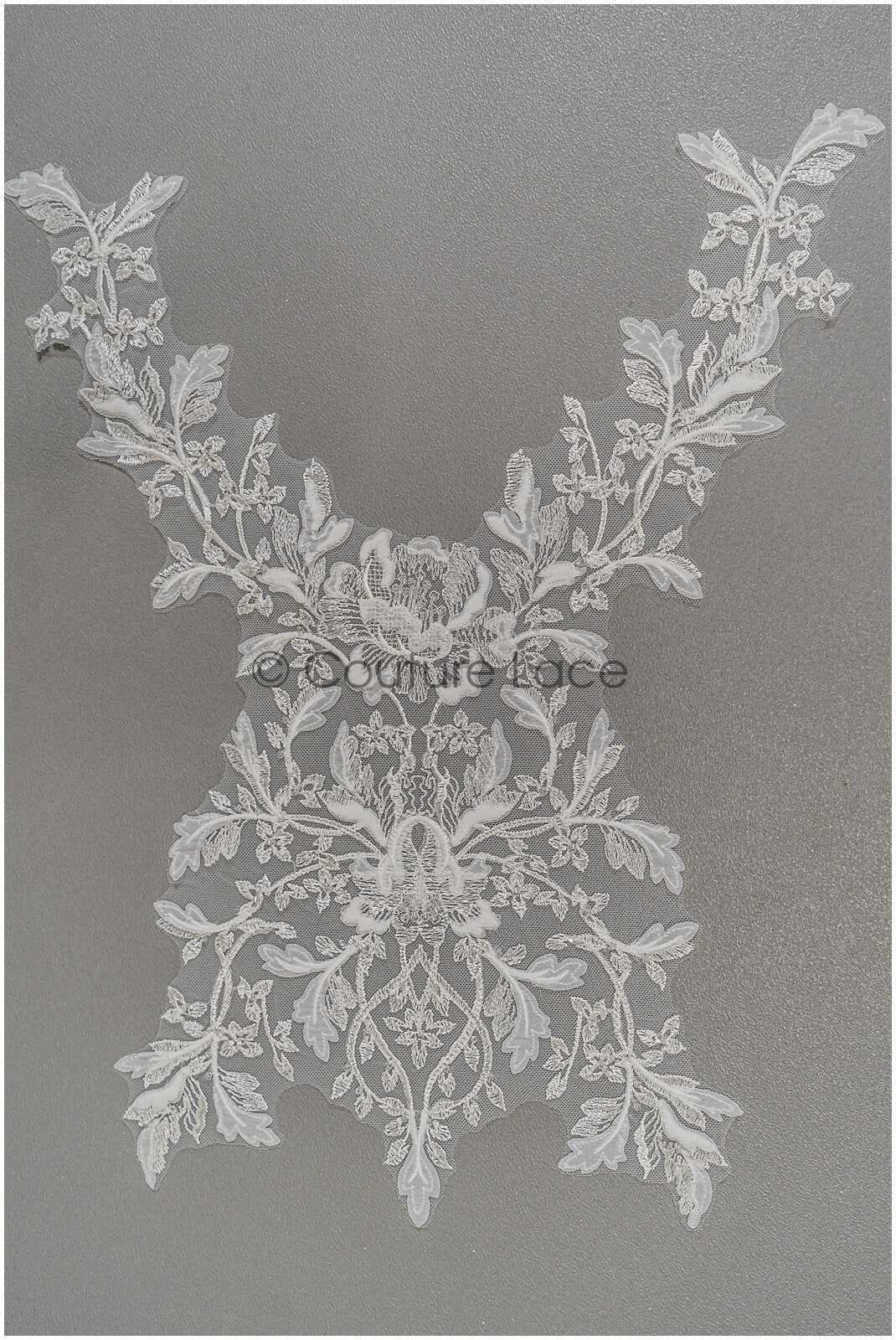 Perlen Applikation für Brautkleid, Blumenspitze Aufnäher, bestickte Spitzenapplikation, Brautapplikation// A21-197