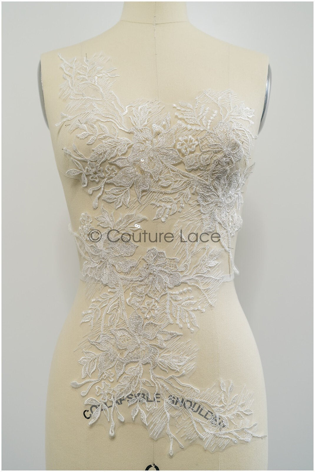 Perlen Applikation für Brautkleid, Blumenspitze Aufnäher, bestickte Spitzenapplikation, Brautapplikation// A21-200
