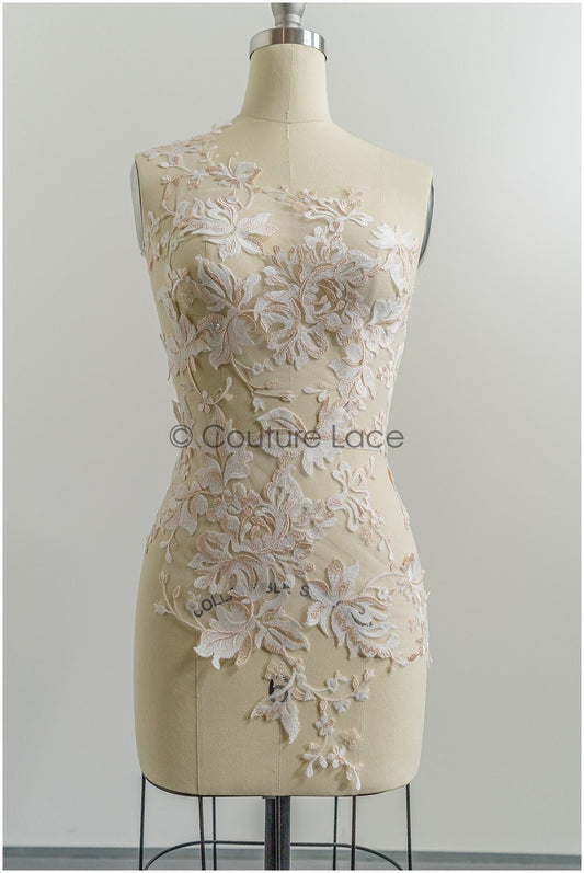 A21-203 / Florale SpitzenApplikation für Brautkleid, Blumenspitze Aufnäher, bestickte Spitzenapplikation, Brautapplikation