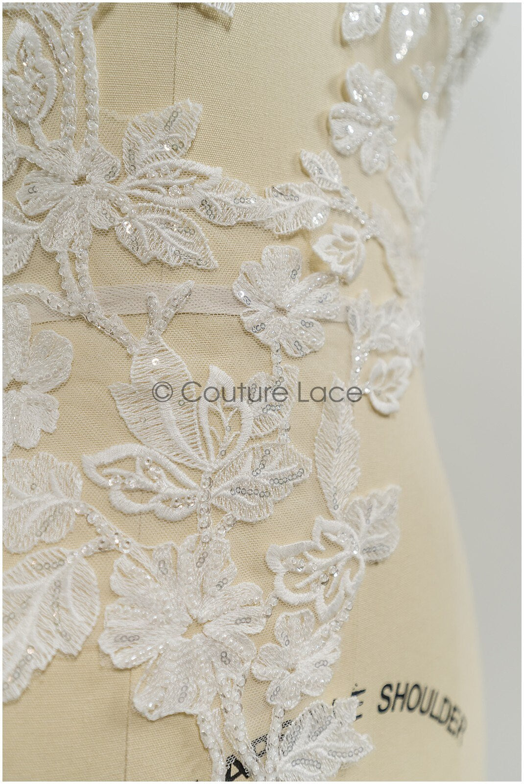 Perlen Applikationen für Brautkleid, Blumenspitzen Aufnäher, bestickte Spitzenapplikationen, kordelierte Spitzenapplikationen off-white// A21-214