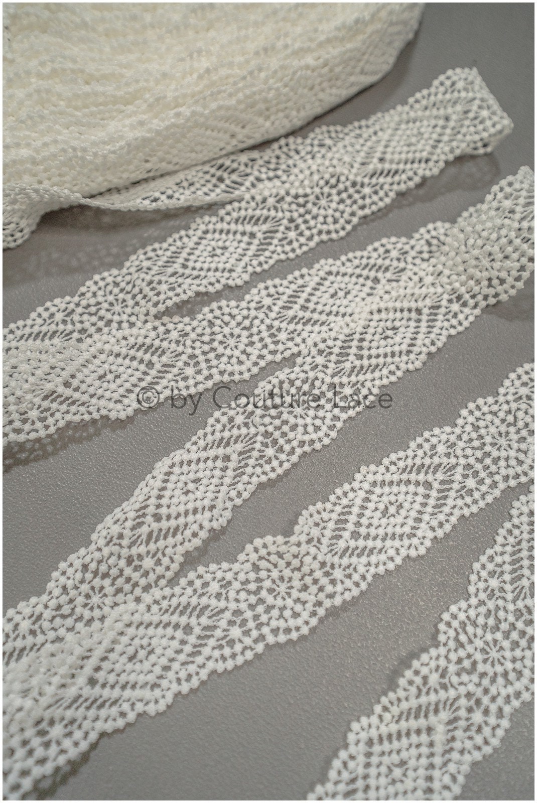 Boho lace trim off-white/ crocheted bridal lace/ guipure lace trim/ macrame lace// T21-125