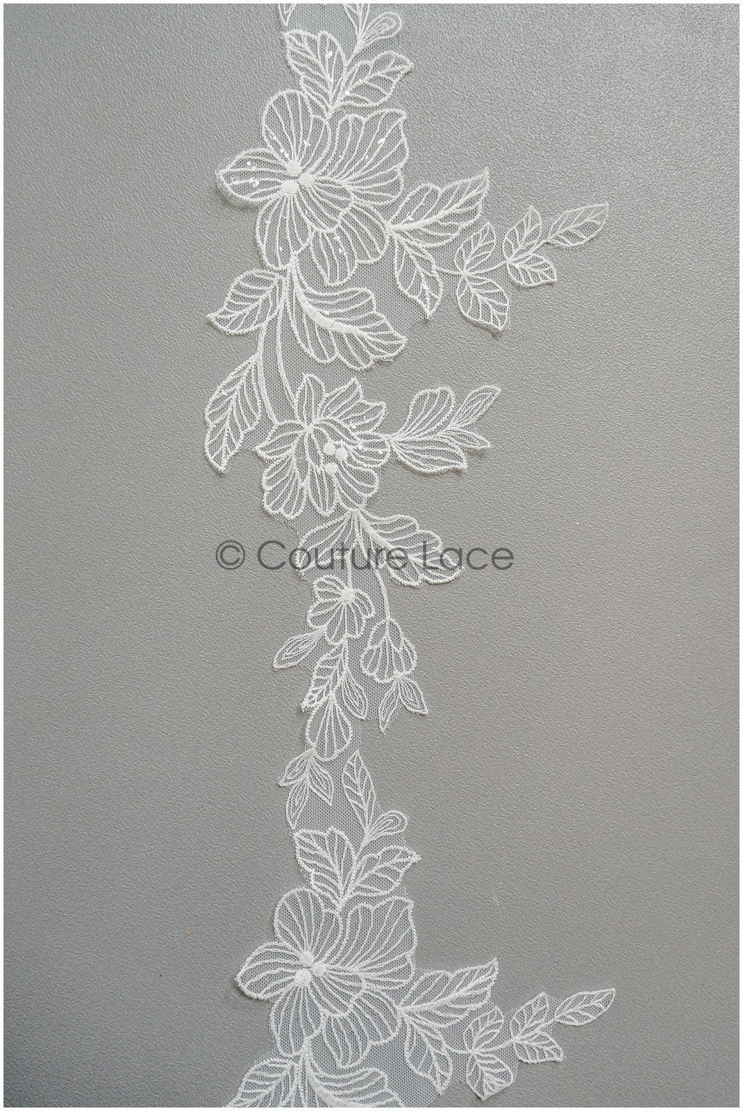 Off-white lace trim/ lace for wedding dress/ embroidered lace trim/ flower lace trim for wedding dress// T21-149