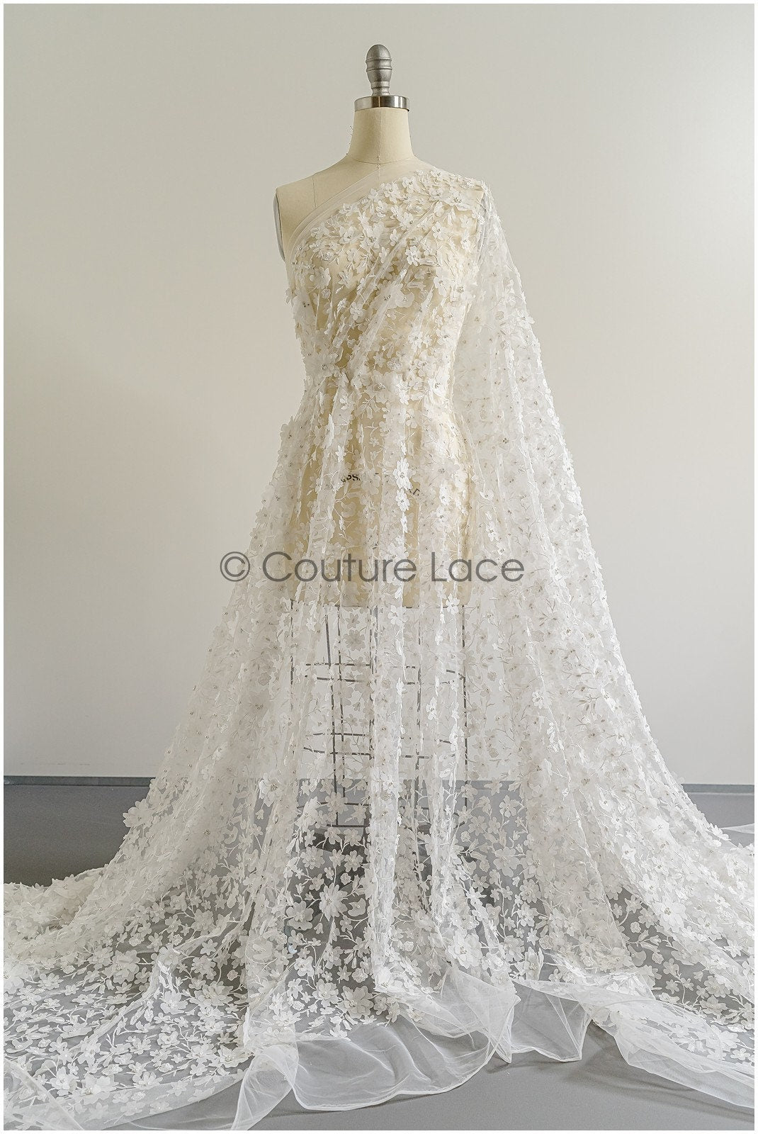 3D Blumen Brautspitzenstoff Off-White/ Braut Spitze Stoff mit Perlen/ Braut Spitzenstoff// L22-039