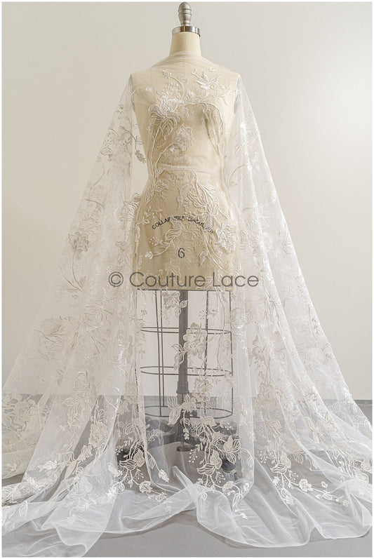 Tela de encaje floral romántico en color marfil / Encaje de novia bordado / Encaje floral / Tela de encaje para bodas // L22-286B