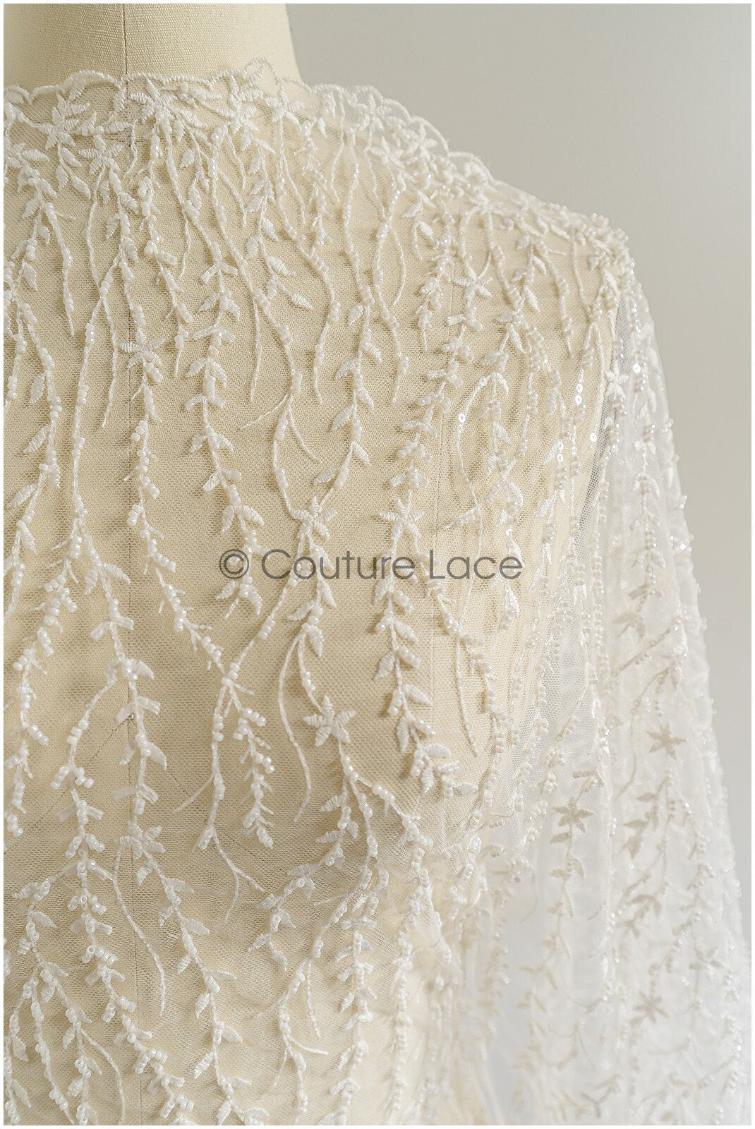 Perlen Spitzenstoff Off-White/ Brautspitze mit Perlen/ Hochzeitskleid Spitze mit Perlen & Pailletten/ Perlenspitze/ Französische Spitze// L22-301MB