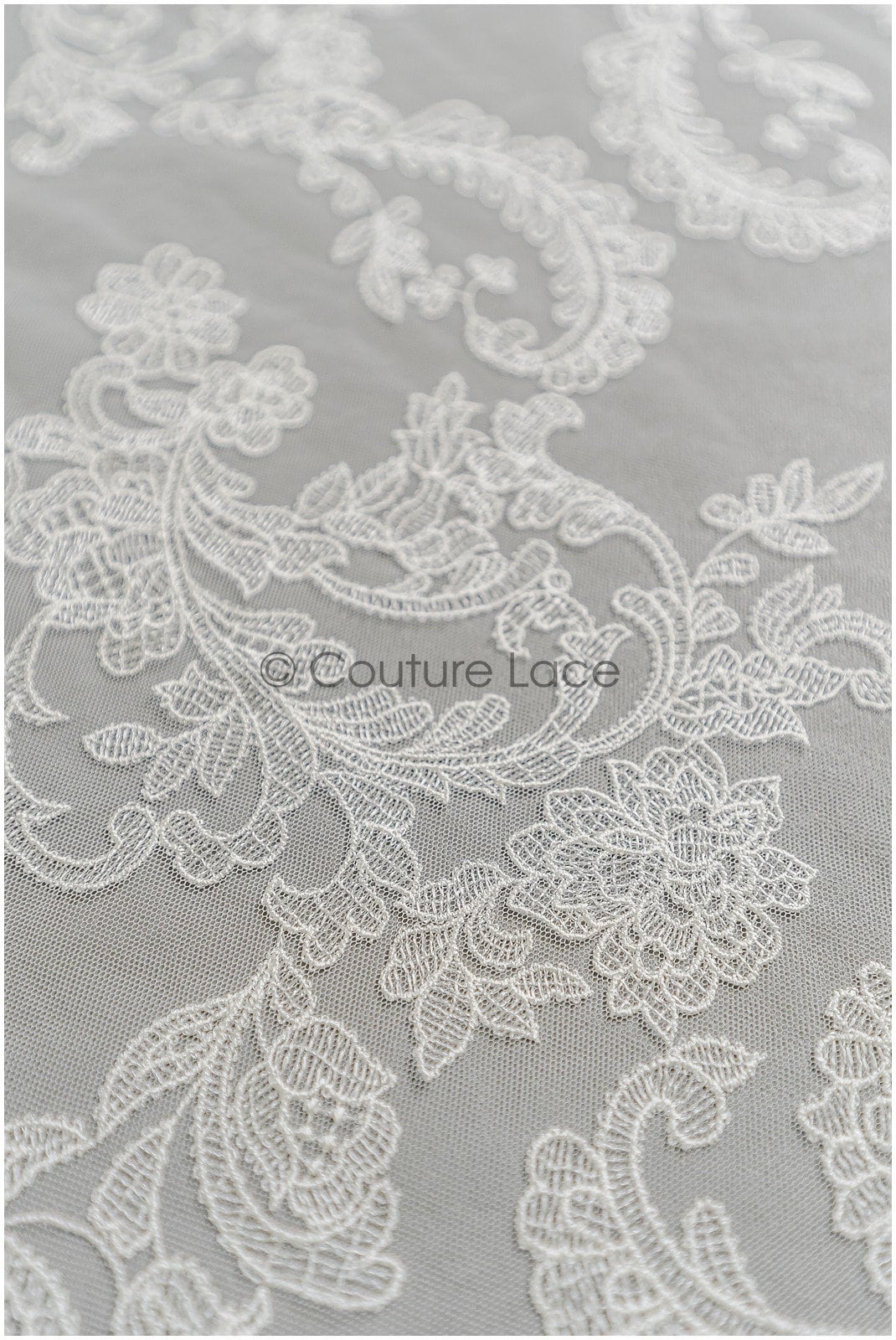 Royal Braut Spitzenstoff für Hochzeitskleid/ Brautspitze Stoff Off-White/ französische Braut Spitze// L22-307B