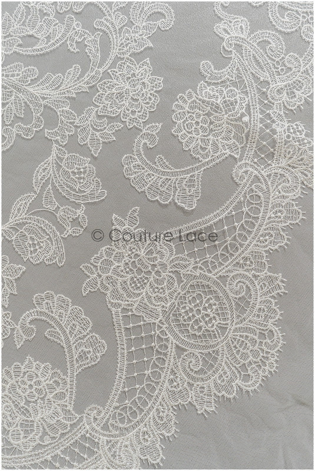 Royal Braut Spitzenstoff für Hochzeitskleid/ Brautspitze Stoff Off-White/ französische Braut Spitze// L22-307B