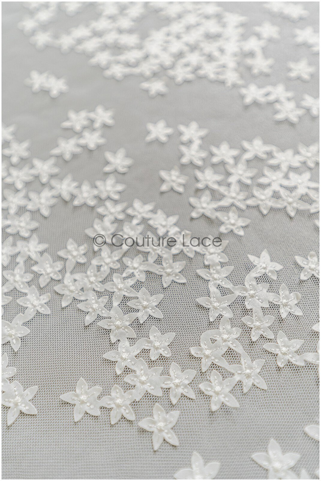 3D Blumen Spitze Stoff/ Exquisite Spitze Stoff für Hochzeitskleid/ Braut Blumenspitze/ Spitzenstoff Off-White// L22-276B