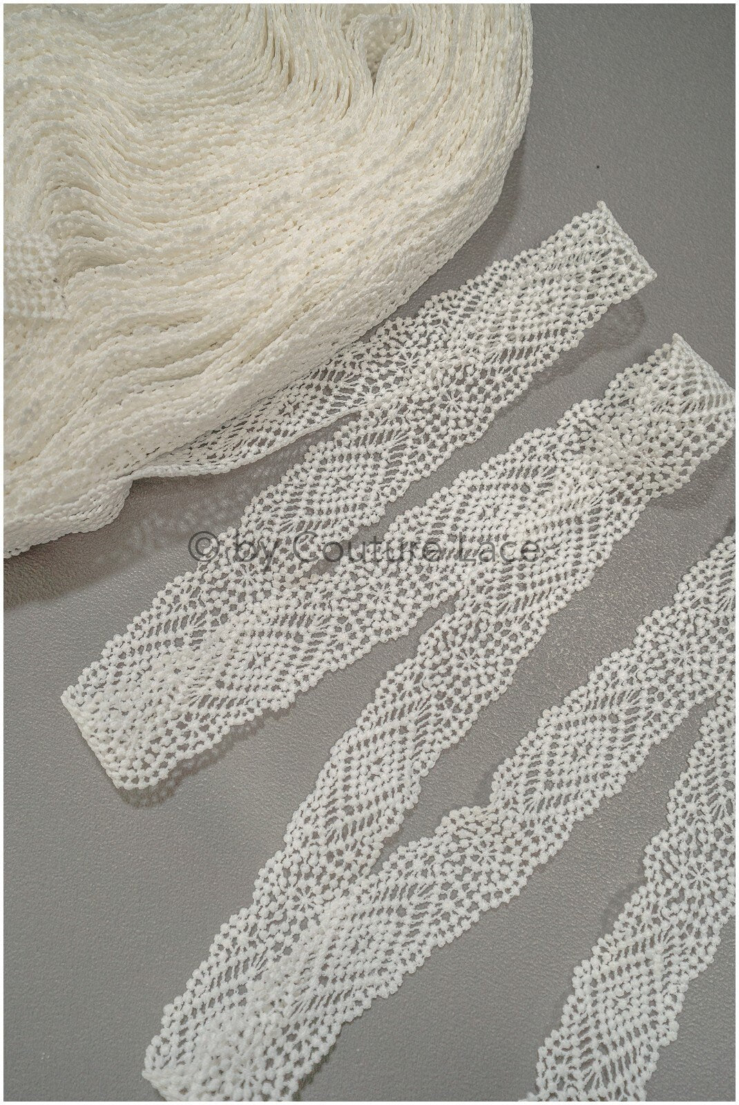 Boho lace trim off-white/ crocheted bridal lace/ guipure lace trim/ macrame lace// T21-125
