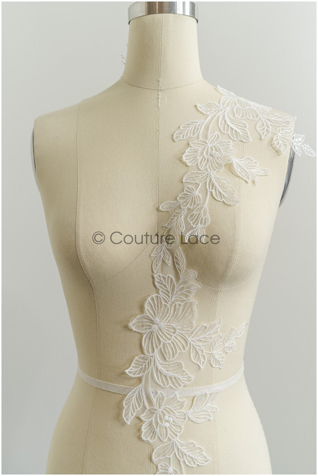 Off-white lace trim/ lace for wedding dress/ embroidered lace trim/ flower lace trim for wedding dress// T21-149