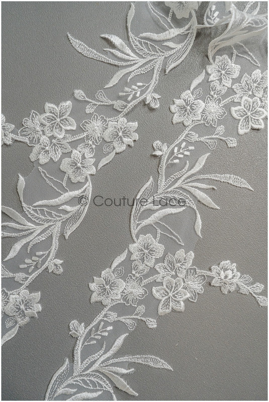 Romantic lace trim off-white/ wedding dress lace trim/ embroidered lace trim// T21-152