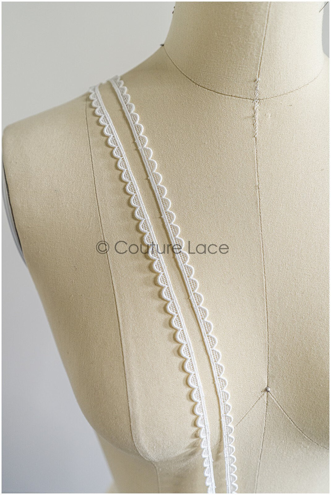 5yds Boho lace trim off-white/ wedding dress lace trim/ crocheted bridal lace/ macrame lace// T22-172