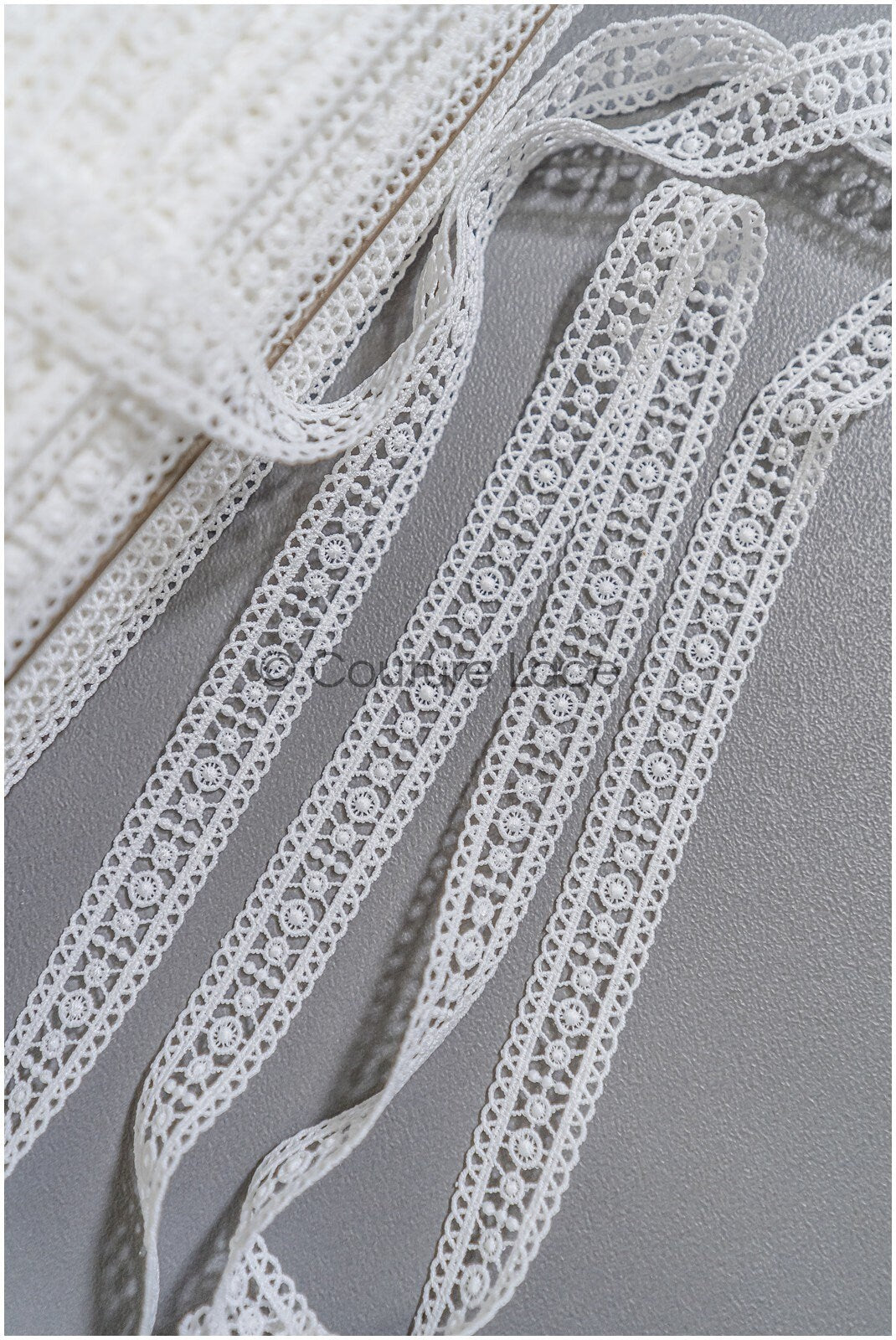 5yds Boho Lace Trim Off-White/ Crocheted Lace Trim/ Bridal Guipure Lace Trim// T22-173