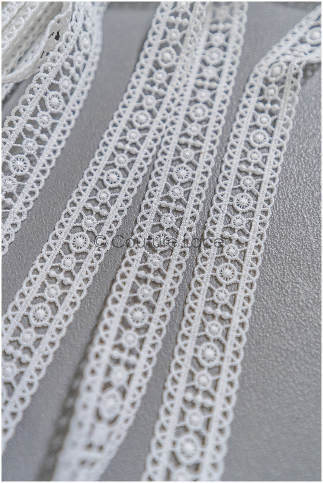 5yds Boho Lace Trim Off-White/ Crocheted Lace Trim/ Bridal Guipure Lace Trim// T22-173