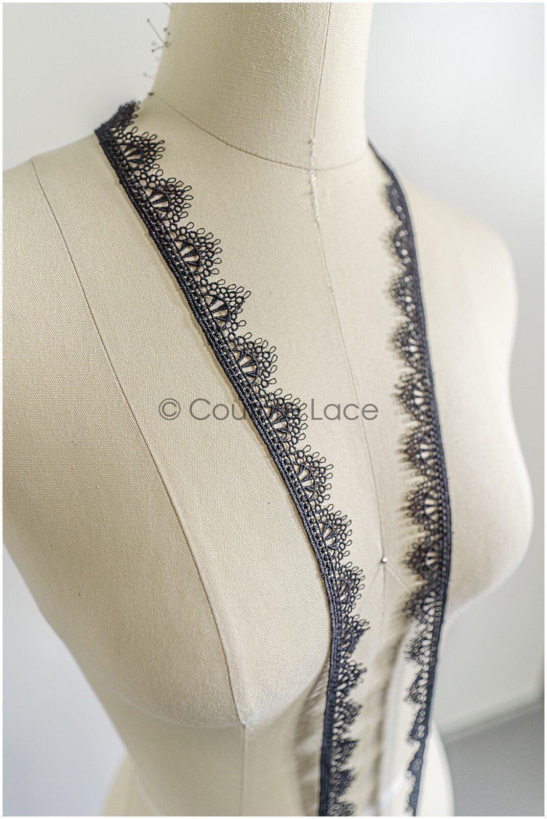 5yds Boho Lace Trim Black/ Crocheted Lace Trim/ Boho Guipure Lace Trim// T22-164