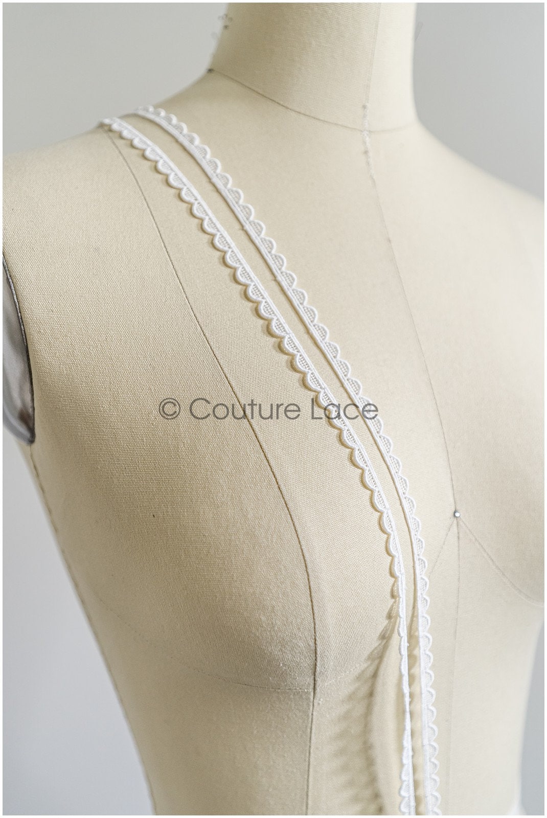 5yds Boho lace trim off-white/ wedding dress lace trim/ crocheted bridal lace/ macrame lace// T22-172