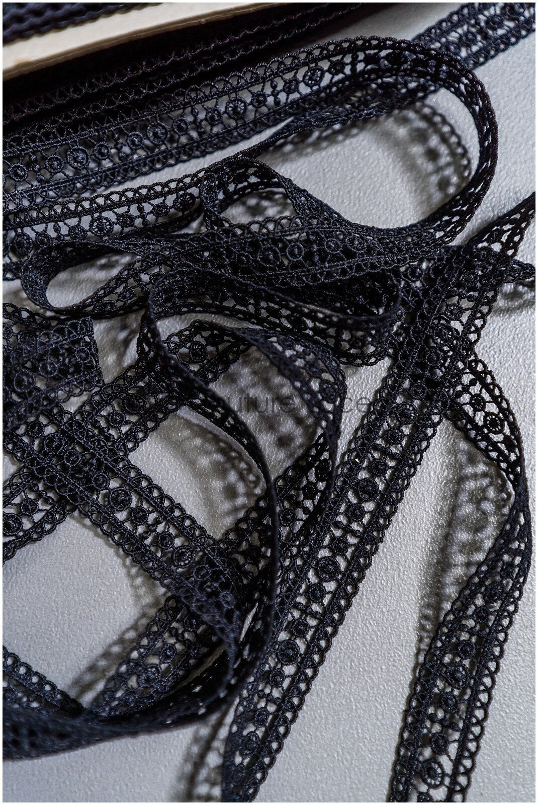 5yds Black Boho Lace Trim/ Guipure Lace Trim/ Crocheted Bridal Lace Trim// T22-174