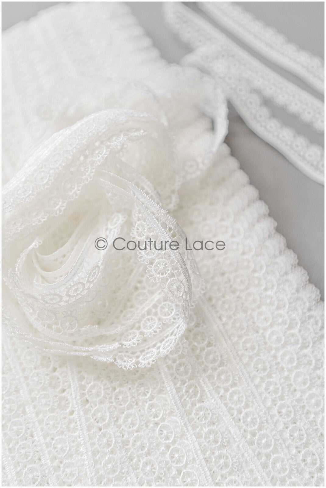 4yds Boho lace trim off-white/ romantic lace for wedding dresses/ guipure lace/ snowflake lace// T22-200