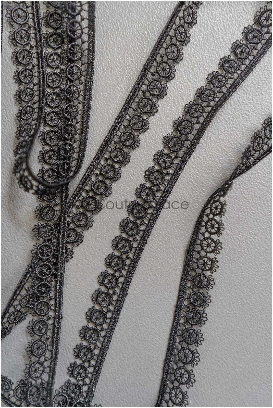 4yds Boho Lace Trim Black/ geometric lace trim / Guipure lace trim/ evening dress lace // T22-201
