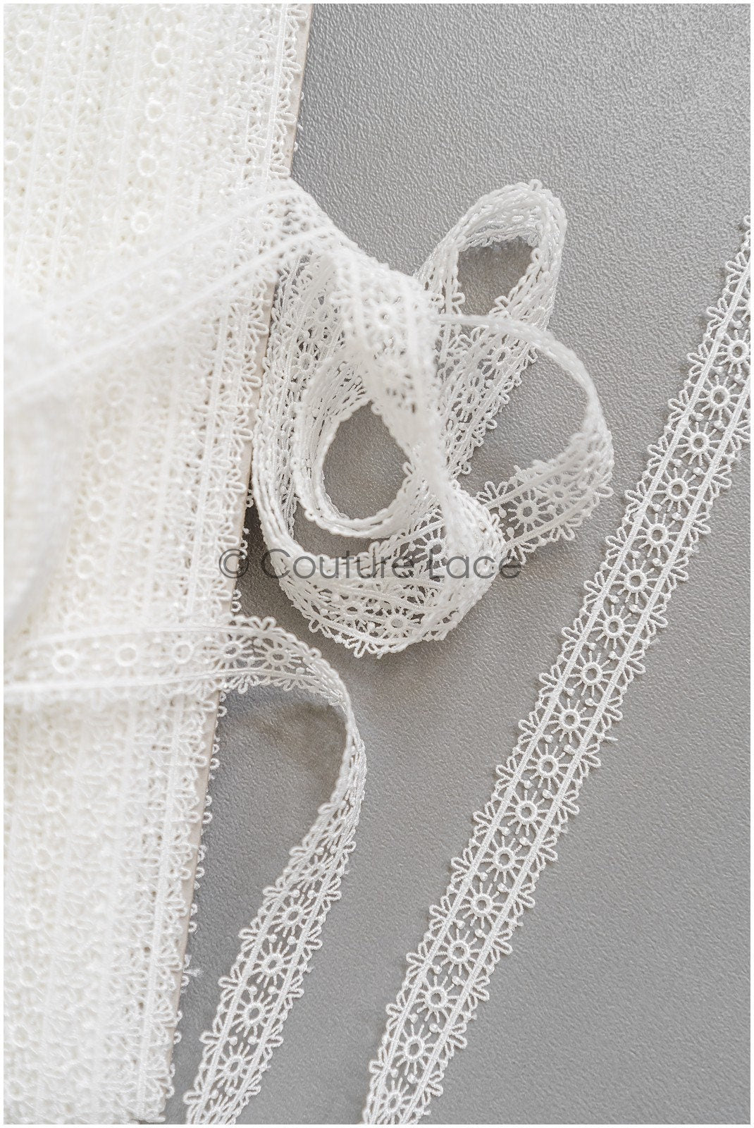 4yds Boho lace trim off-white/ crocheted lace trim/ guipure lace trim/ bridal dress lace// T22-202