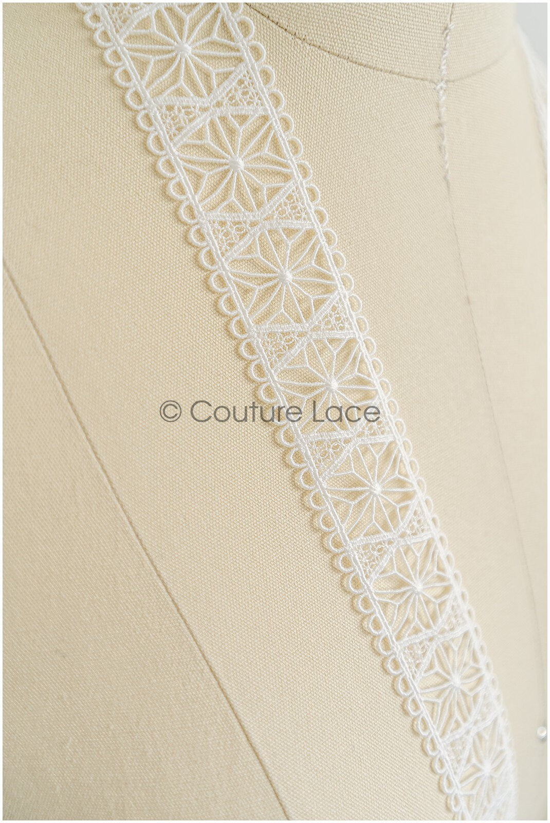 4yds Off-White Boho Lace Trim/ Crocheted Lace Trim/ Bridal Lace Trim/ Veil Lace Trim/ T22-204