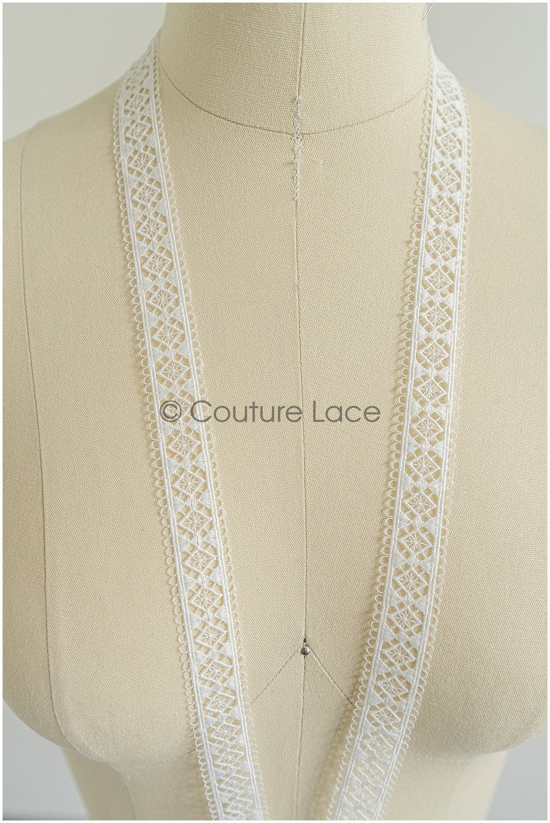 4yds Off-White Boho Lace Trim/ Crocheted Lace Trim/ Bridal Guipure Lace/ Dot Lace// T22-209