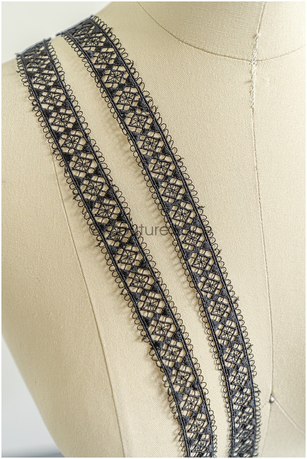 4yds Black Boho Lace Trim/ Lace Trim/ Bridal Guipure Lace Trim// T22-210