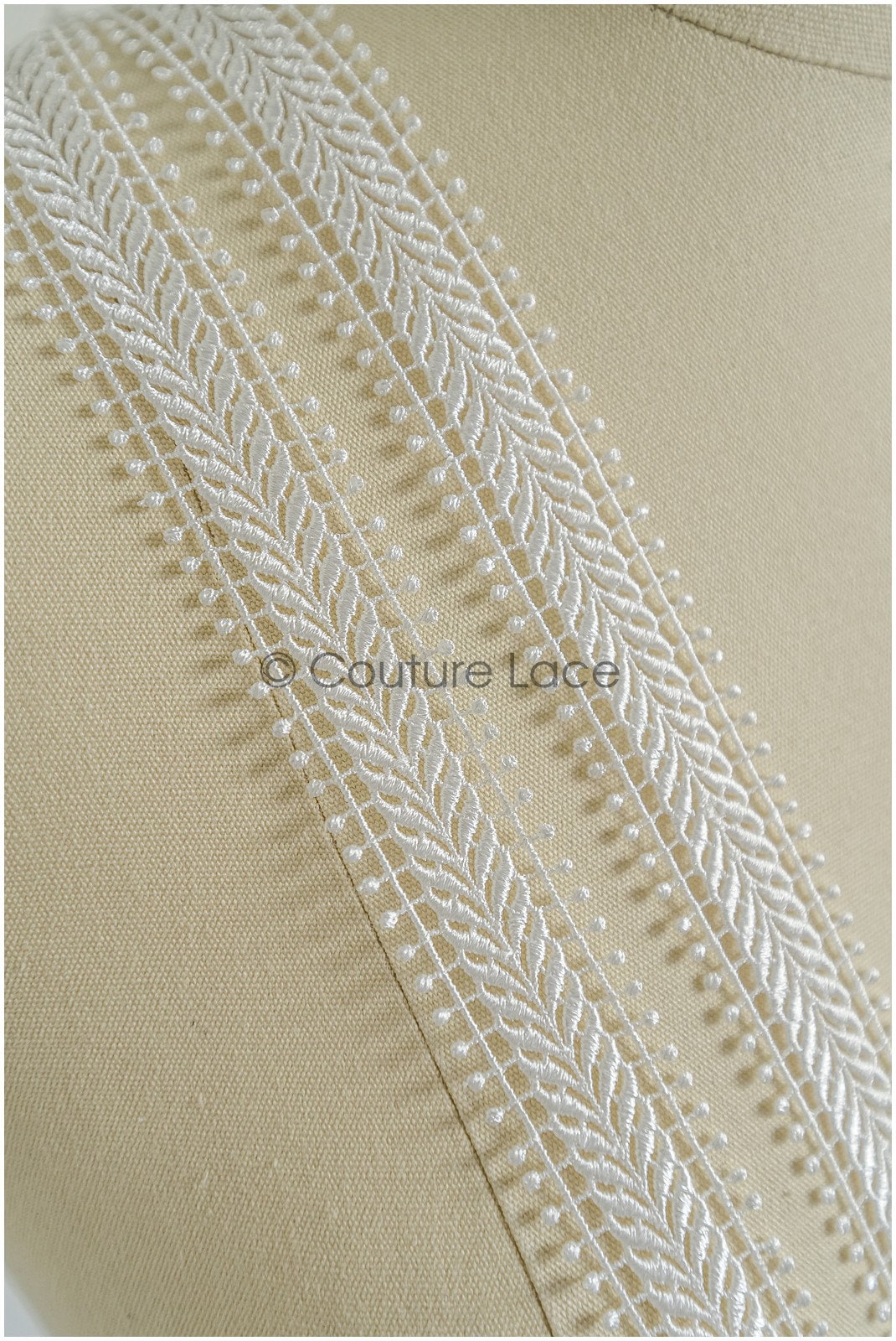 4yds Boho Lace Trim Off-White/ Crocheted Lace Trim/ Bridal Guipure Lace Trim/ Dot Lace// T22-212