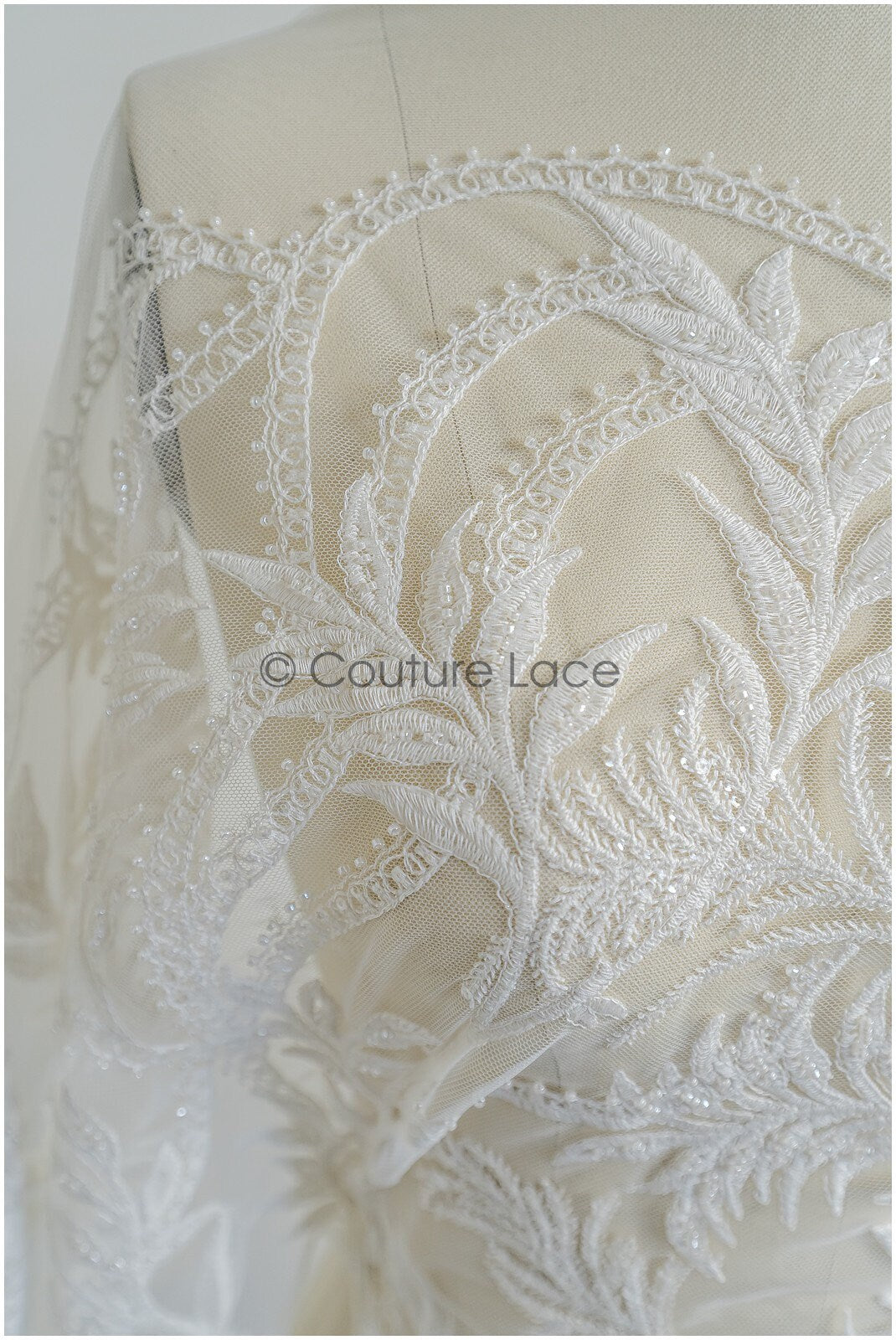 Perlen Spitzenstoff Off-White/ Couture Spitzenstoff mit Perlen/ Braut Spitzenstoff/ Perlen Spitze// L22-422OW