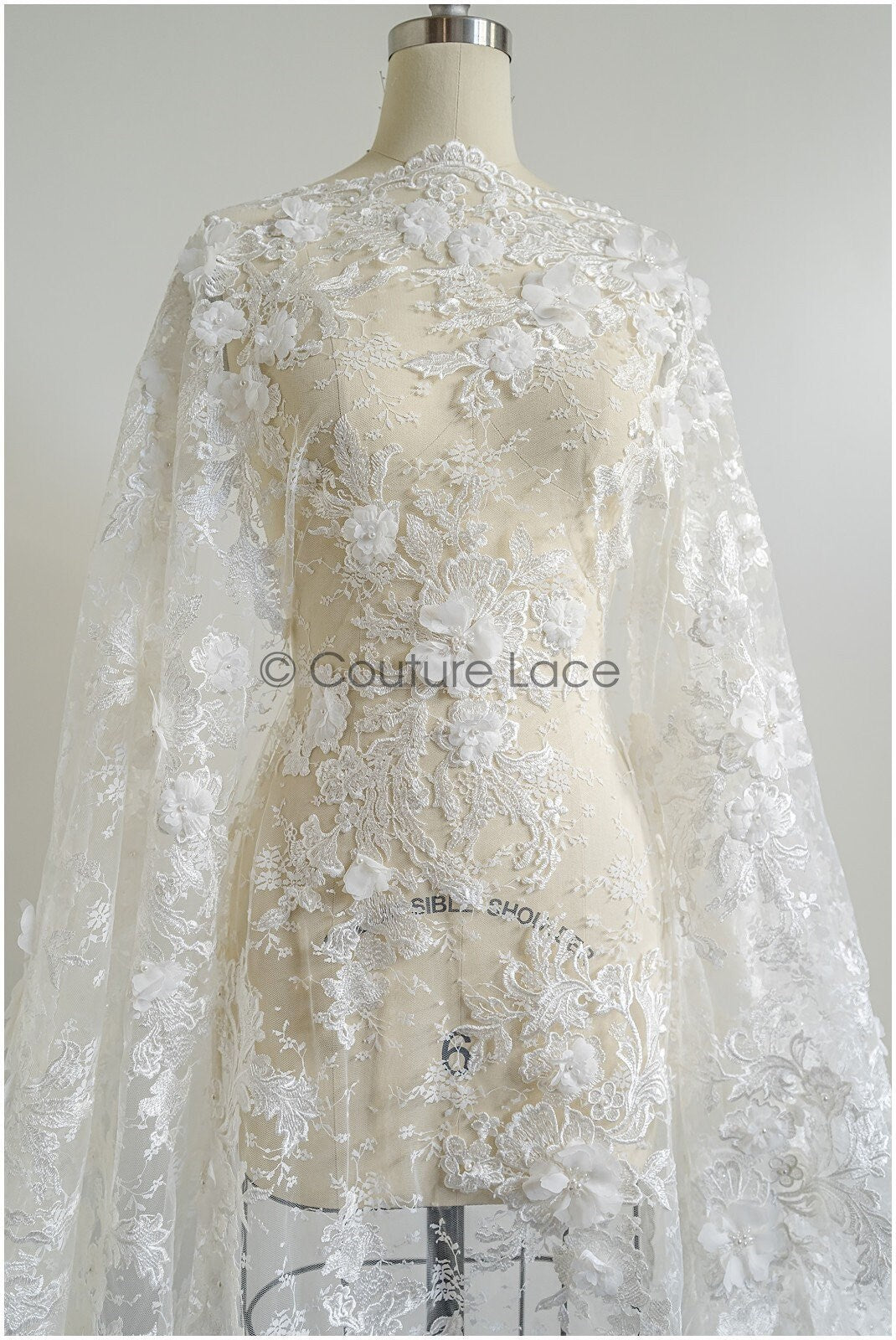 Perlen Spitze Stoff mit 3D Blumen/ Couture Spitzenstoff Off-White/ Braut Spitzenstoff/ Perlen Spitze// L22-426