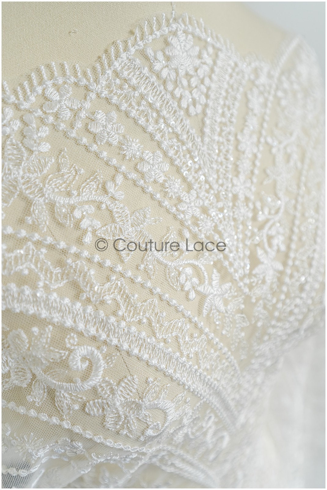Romantischer Braut Spitzenstoff Off-White/ Boho Couture Spitzenstoff/ Braut Spitze// L22-430