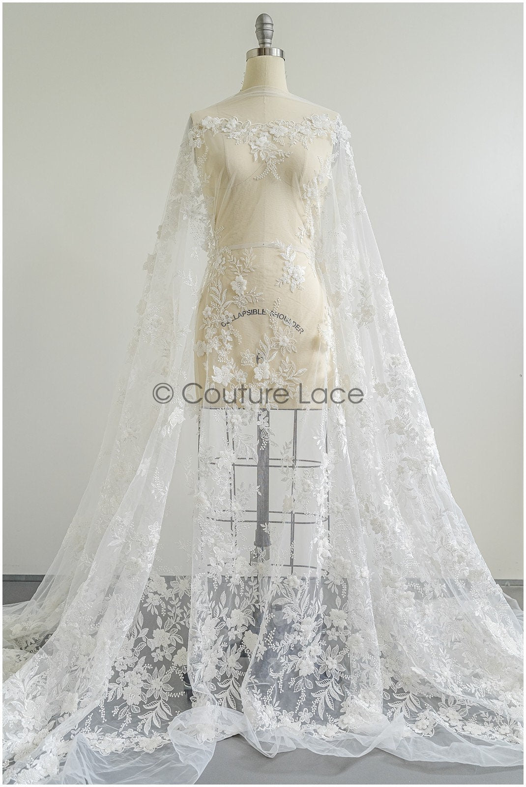Wunderschöner 3D Blumen Spitzenstoff Off-White/ Braut Couture Spitzenstoff/ 3D Brautspitze mit Ästen & Blättern// L22-452