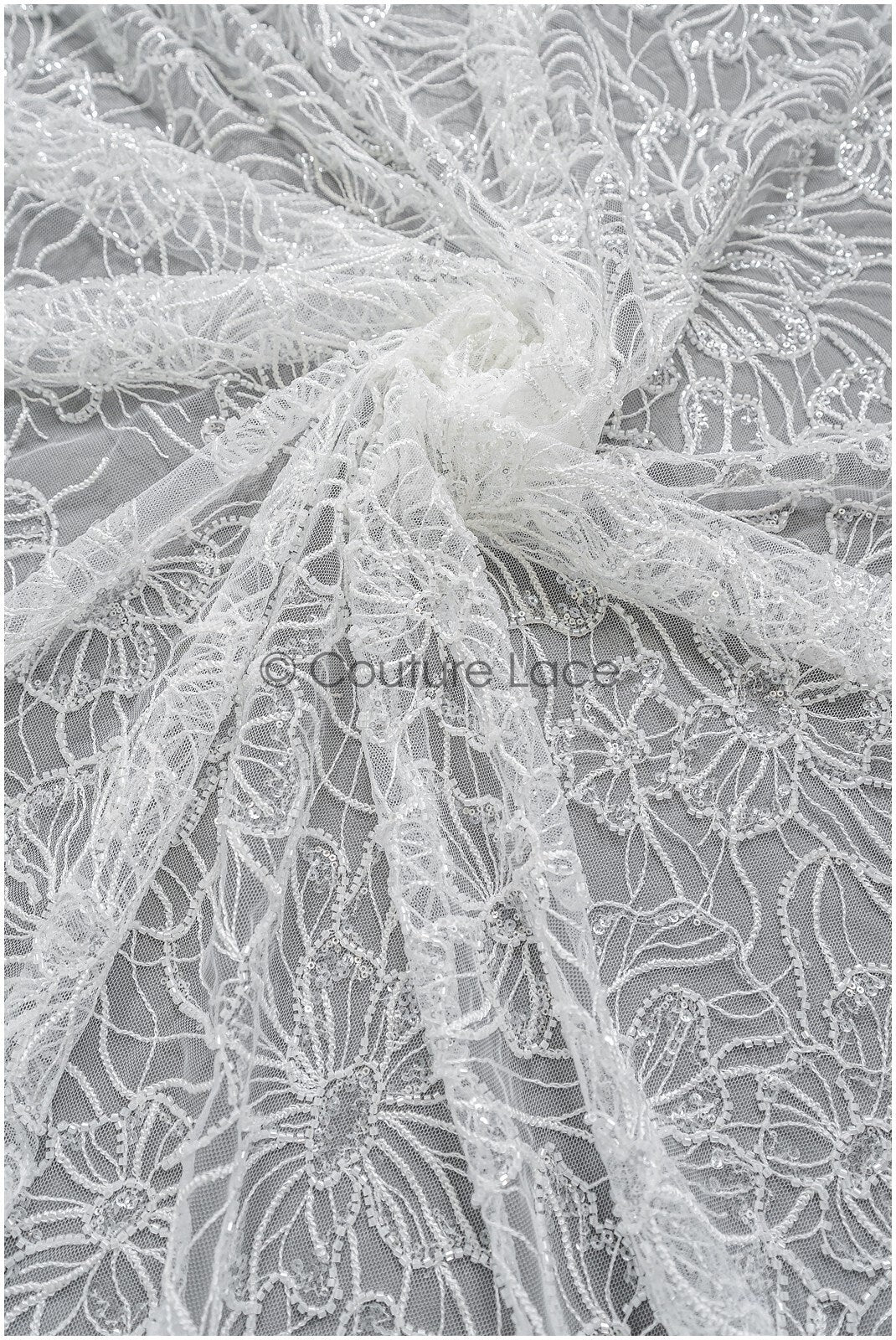 Perlen Spitzenstoff Off-White/ Couture Spitzenstoff mit Perlen & Pailletten/ Brautspitze mit Blumen// L22-454