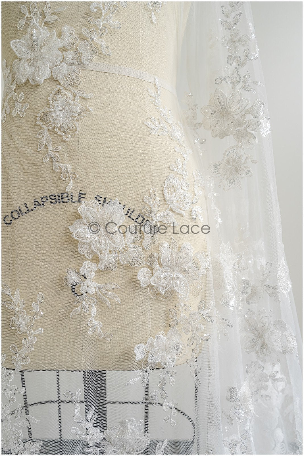 Wunderschöner 3D Blumen Spitzenstoff/ Braut Couture Spitzenstoff/ Spitzenstoff mit Perlen/ Brautspitze mit Ästen & Blättern// L22-460