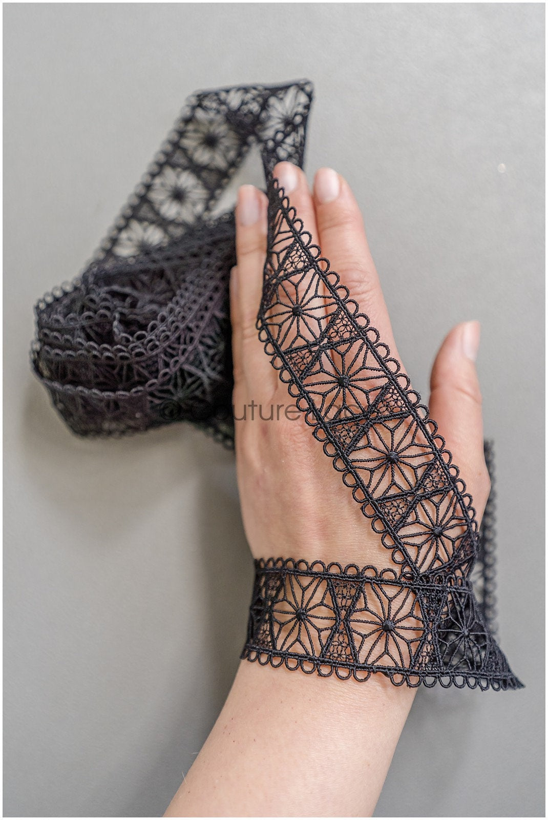 4yds Boho Crochet Lace Trim/ Black Lace Trim/ Bridal Guipure Lace Trim// T22-185