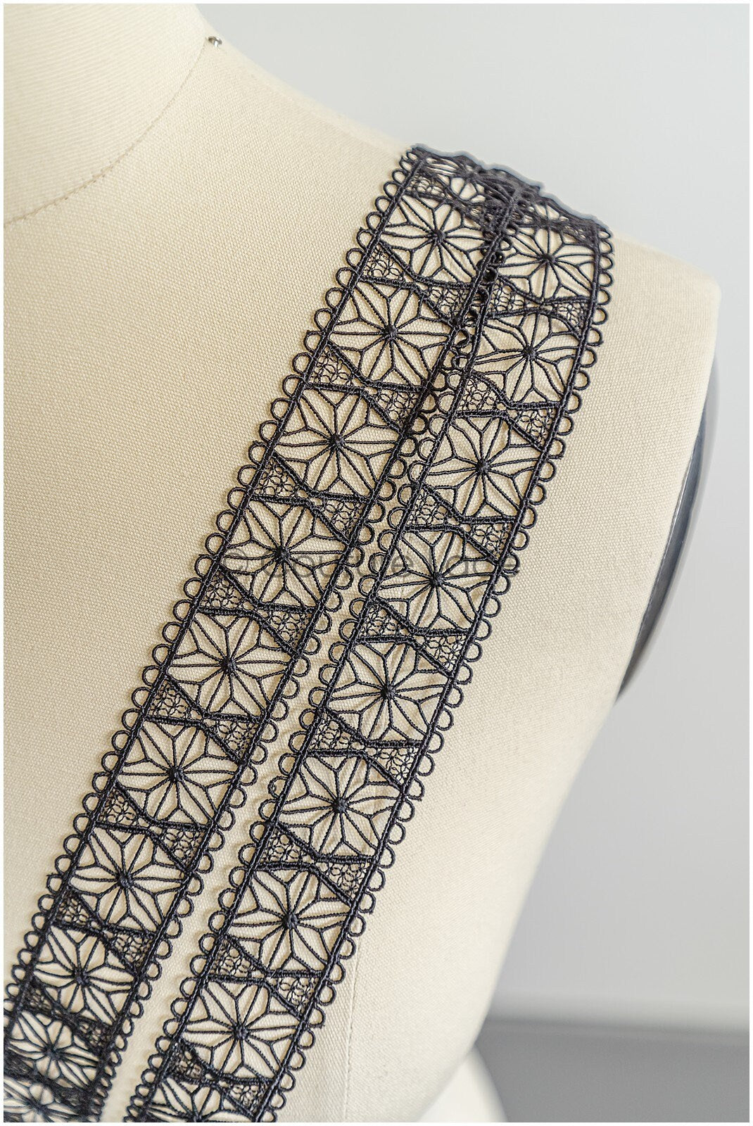 4yds Boho Crochet Lace Trim/ Black Lace Trim/ Bridal Guipure Lace Trim// T22-185
