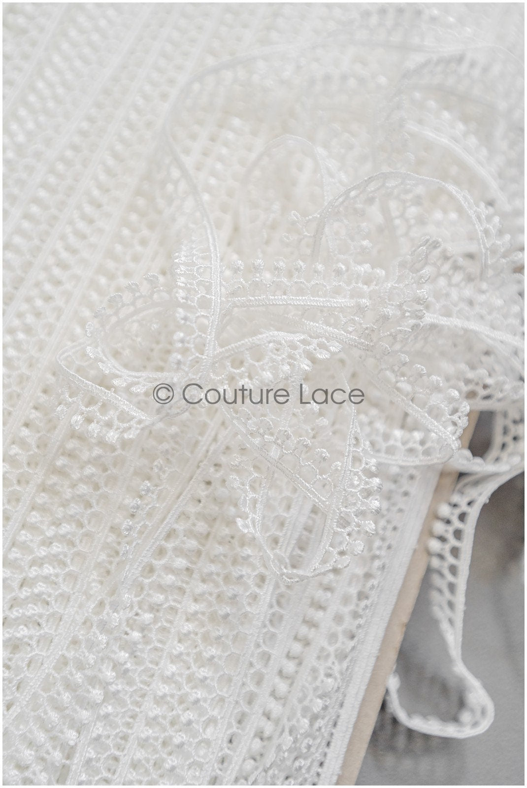 4yds Boho lace trim off-white/ geometric lace trim/ bridal guipure lace// T22-190